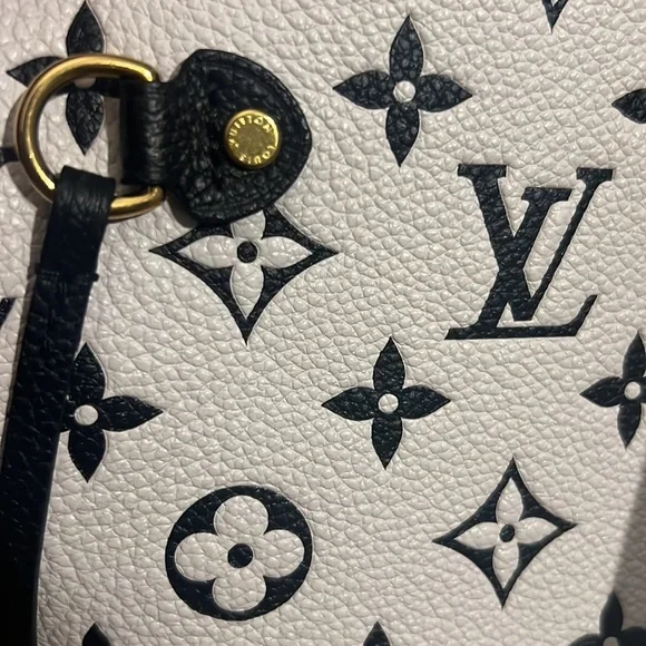 Louis Vuitton Black and White Leather Limited Edition Neverfull Tote Bag - Picture 10 of 13
